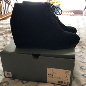 Tom’s Black Booties